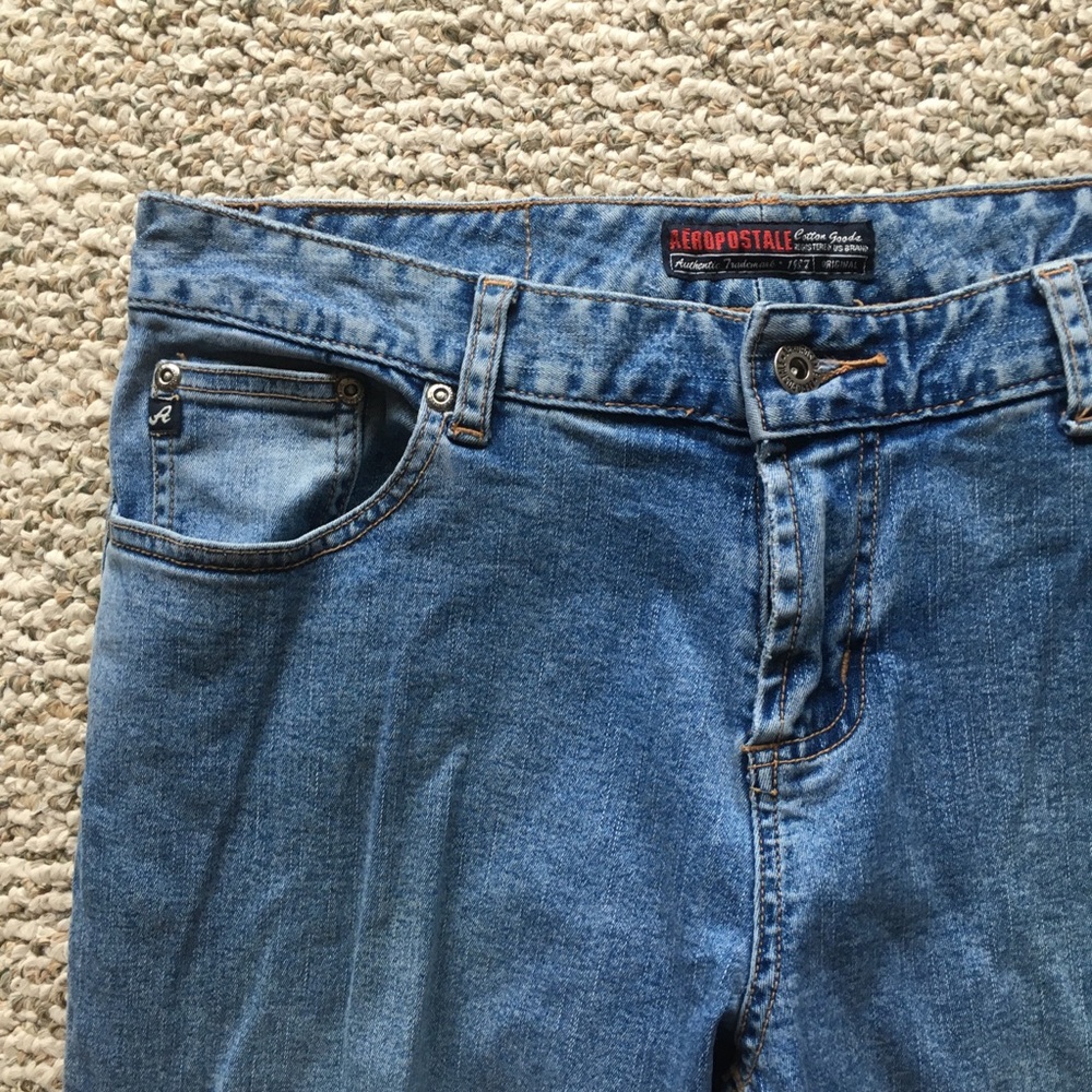 5/$15 Aeropostale Original Light Wash Jeans 9/10 LONG